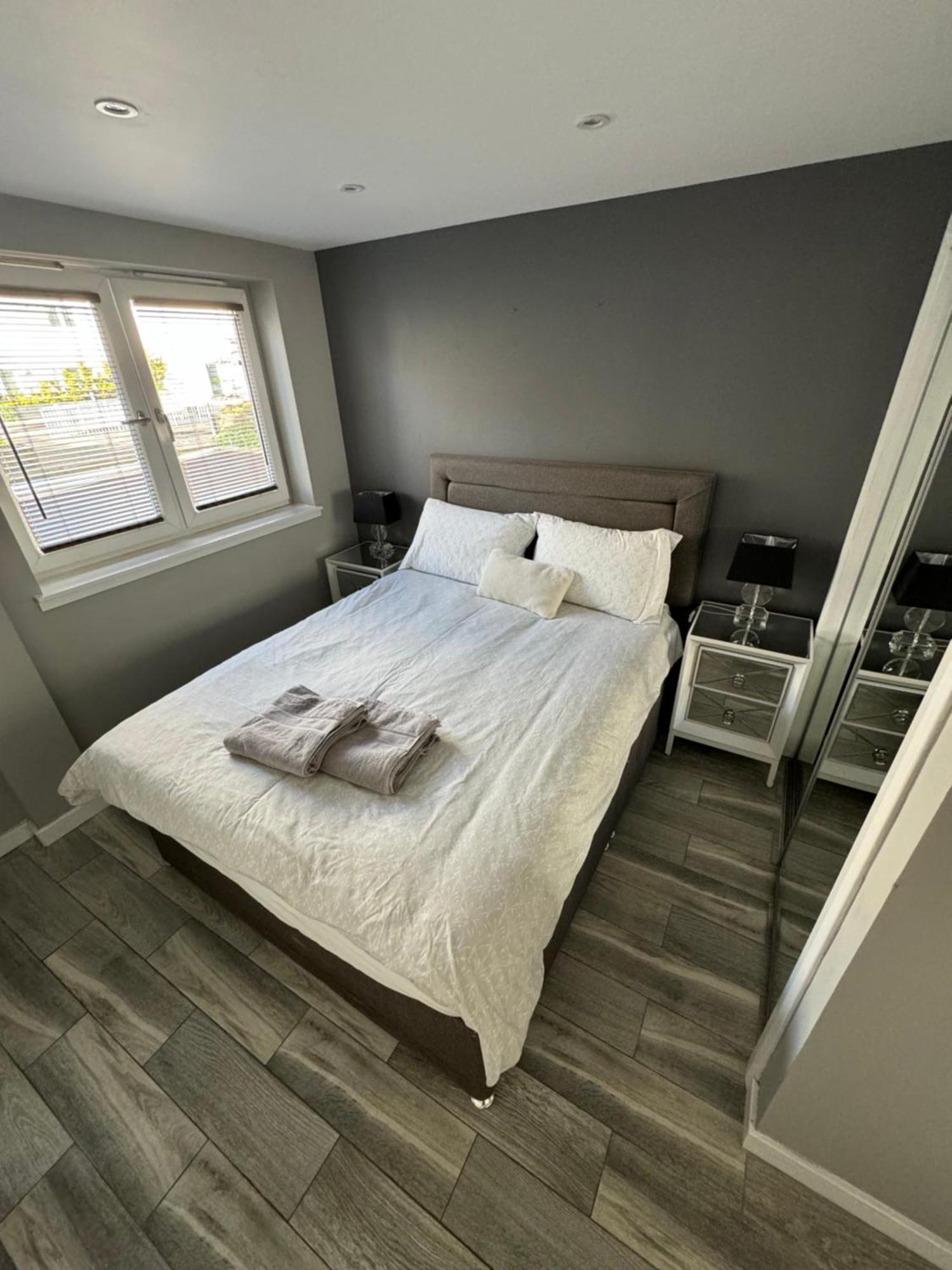 Km Granton Apartment Эдинбург Экстерьер фото